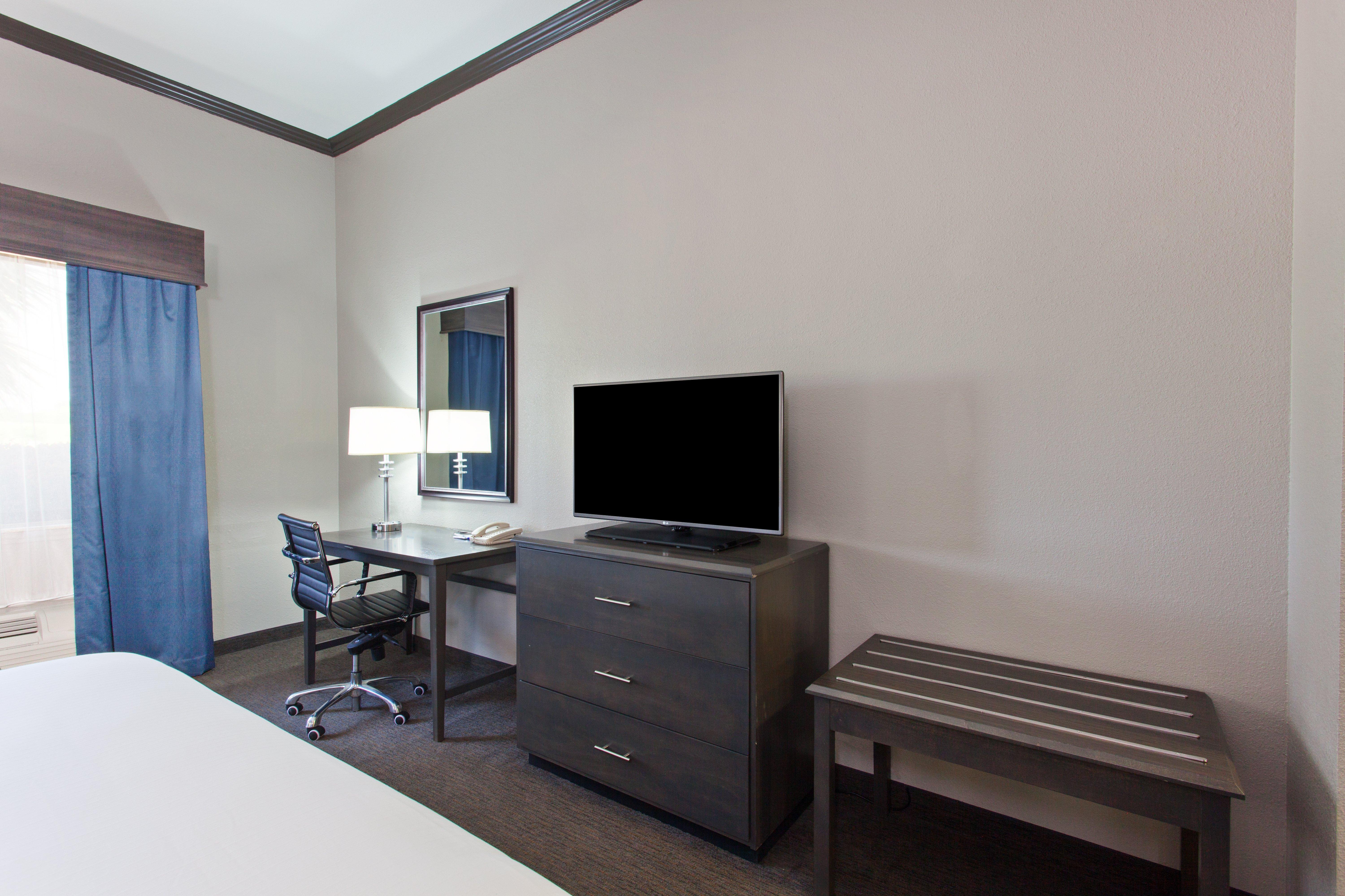 Holiday Inn Express & Suites Wharton By Ihg Exterior foto