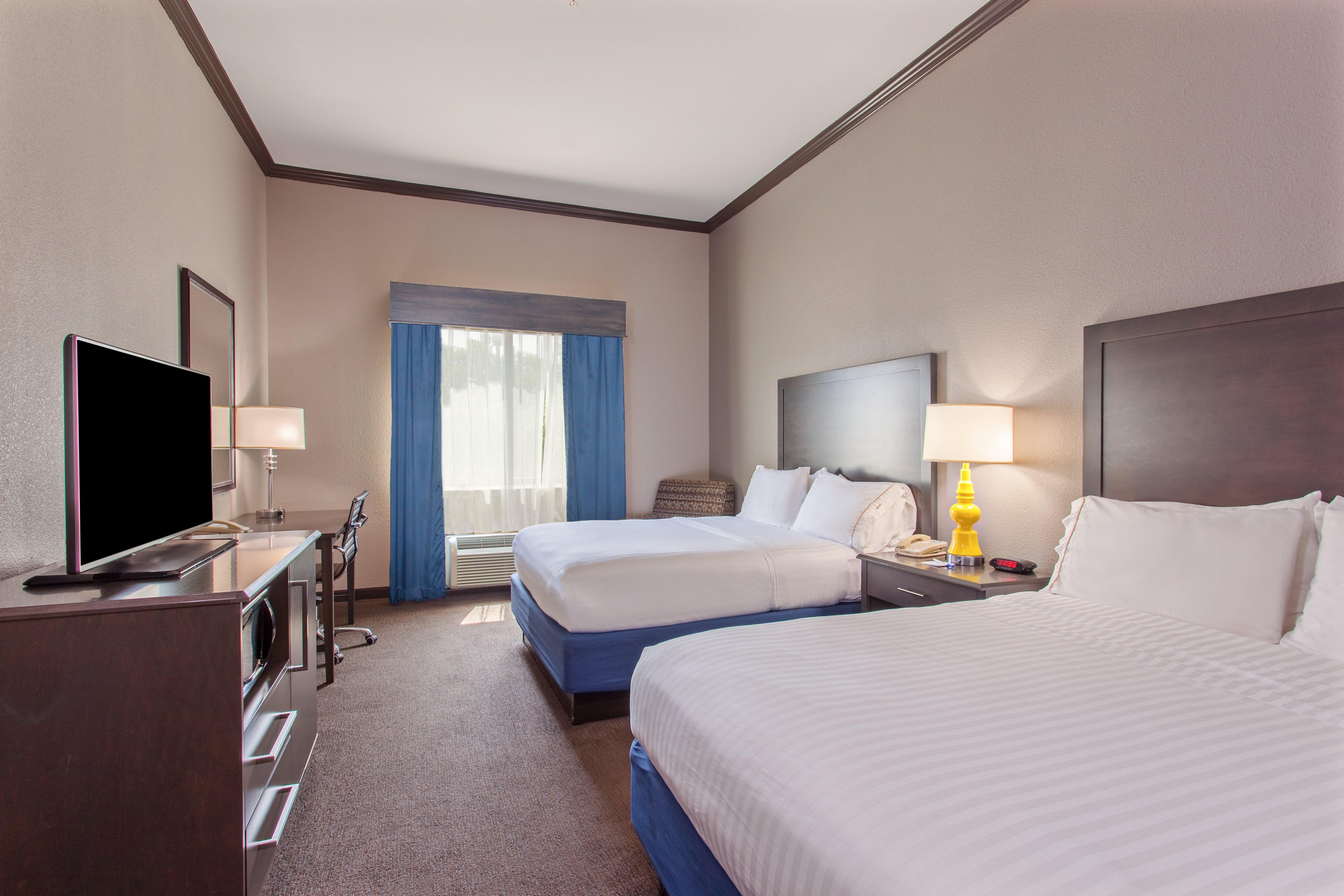 Holiday Inn Express & Suites Wharton By Ihg Exterior foto