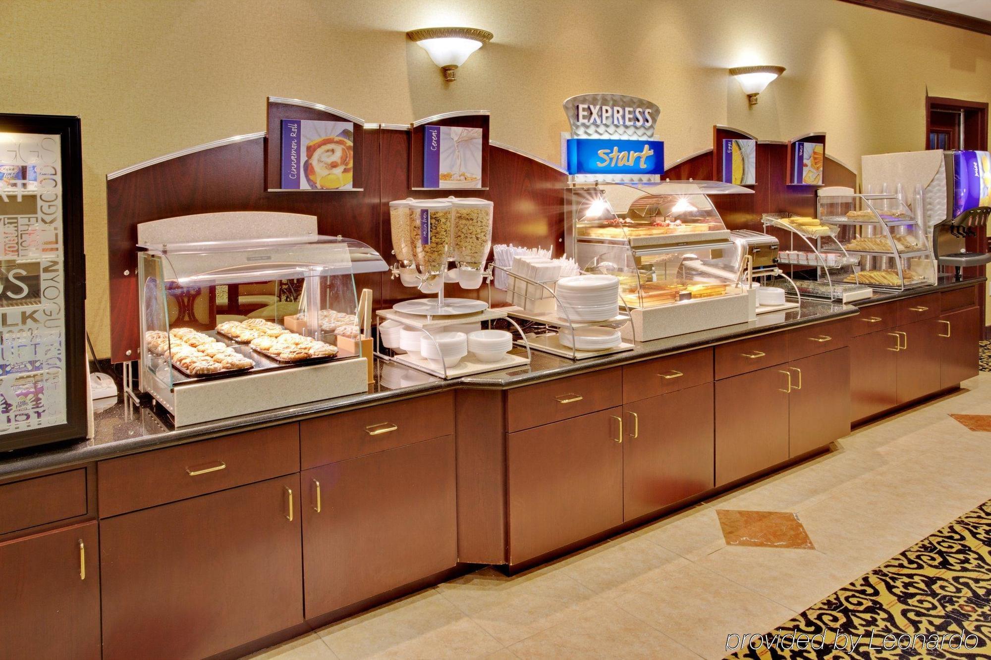 Holiday Inn Express & Suites Wharton By Ihg Restaurant foto