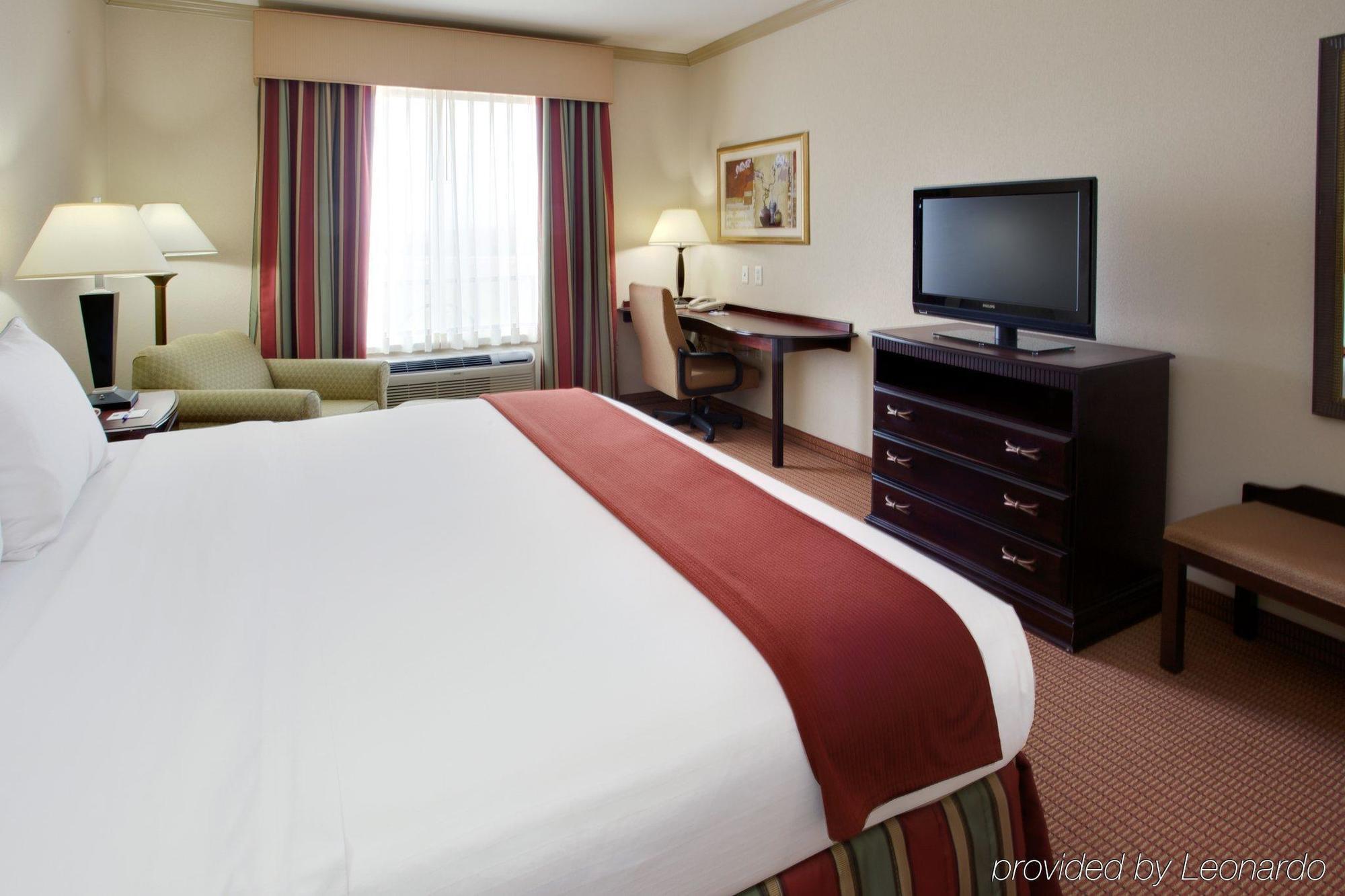Holiday Inn Express & Suites Wharton By Ihg Cameră foto