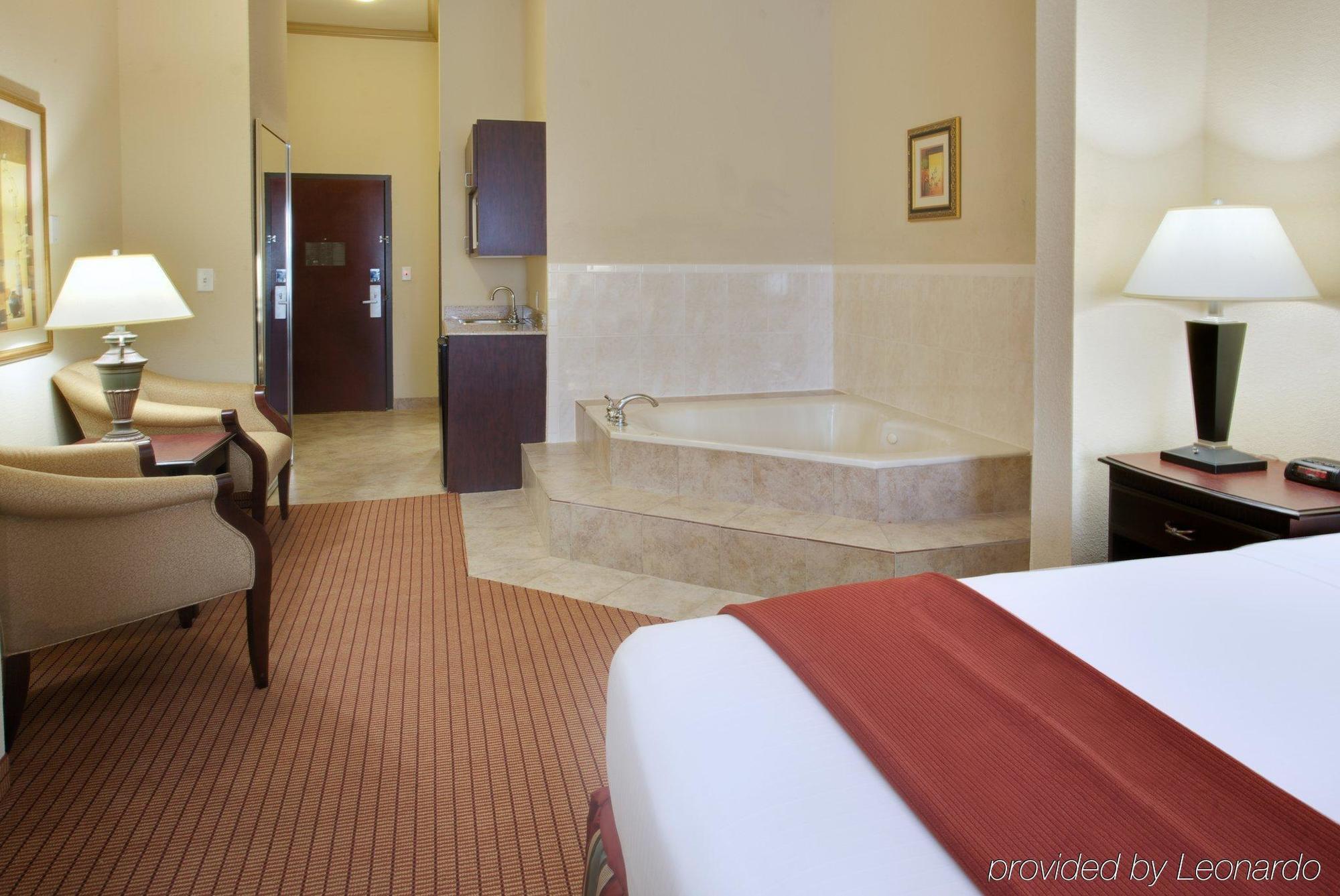 Holiday Inn Express & Suites Wharton By Ihg Cameră foto